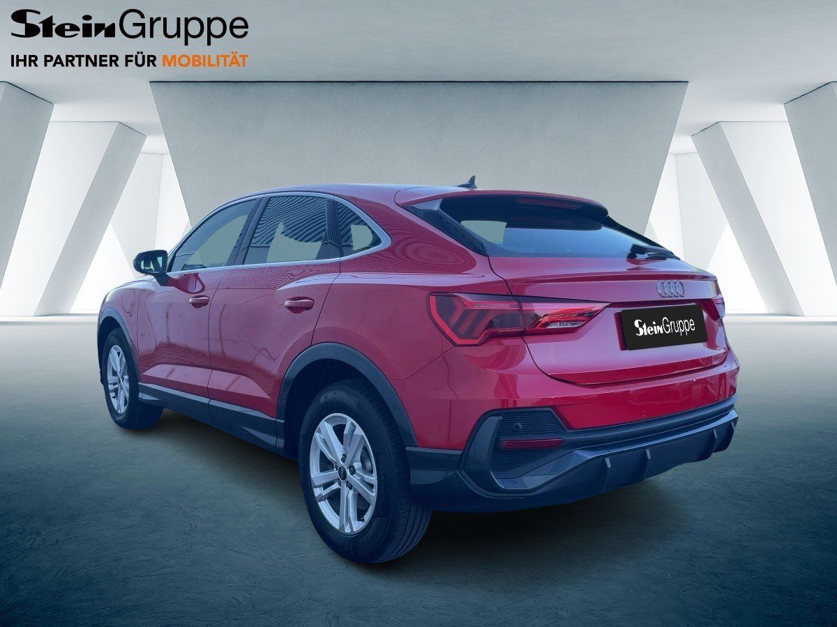 Audi Q3 Sportback 1,4 PHEV APP+VIRT+LED+NAVI+PDC foto 3