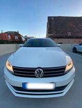Volkswagen Jetta 1.6 TDI DSG (2016) - Volkswagen Jetta: TDI