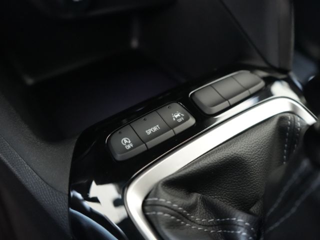 Corsa F FACELIFT GS+LED LICHT+NAVI+RÜCKFAHRKAMER