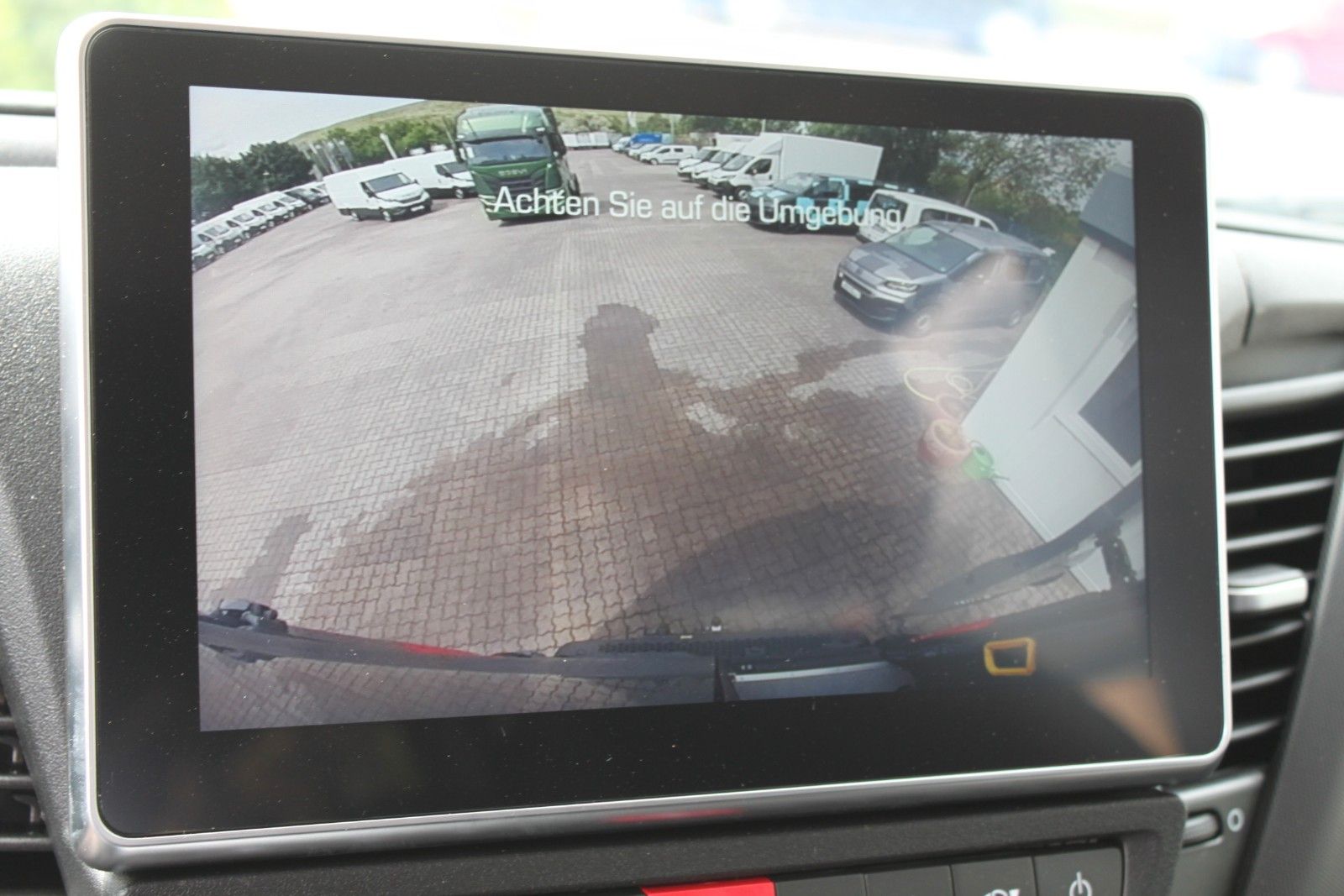 Fahrzeugabbildung Iveco Daily 35S18HA8 CRV Multicab/Automatik/Full-LED