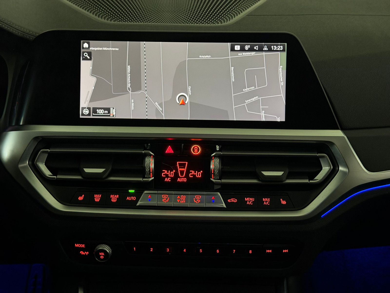 Fahrzeugabbildung BMW M340 i xDrive/PANO/HuD/H&K/VRTL/LASER/DE FZG