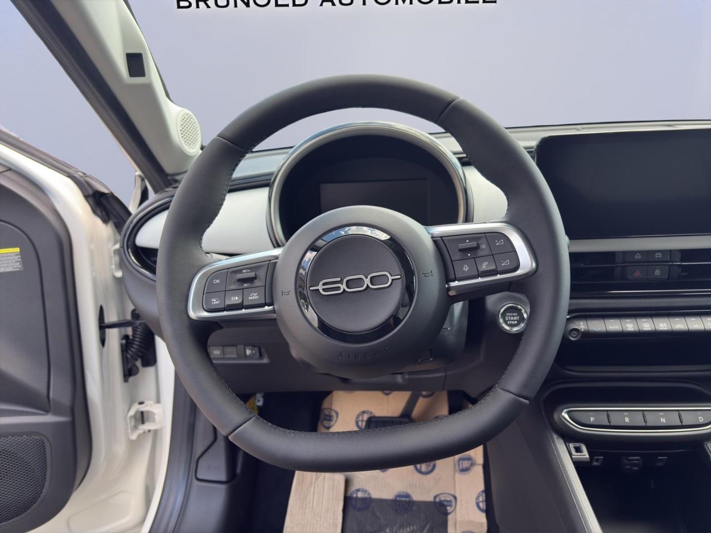 Fiat 600 Hybrid Business Edition Hybrid 1.2 T3 81 kW 