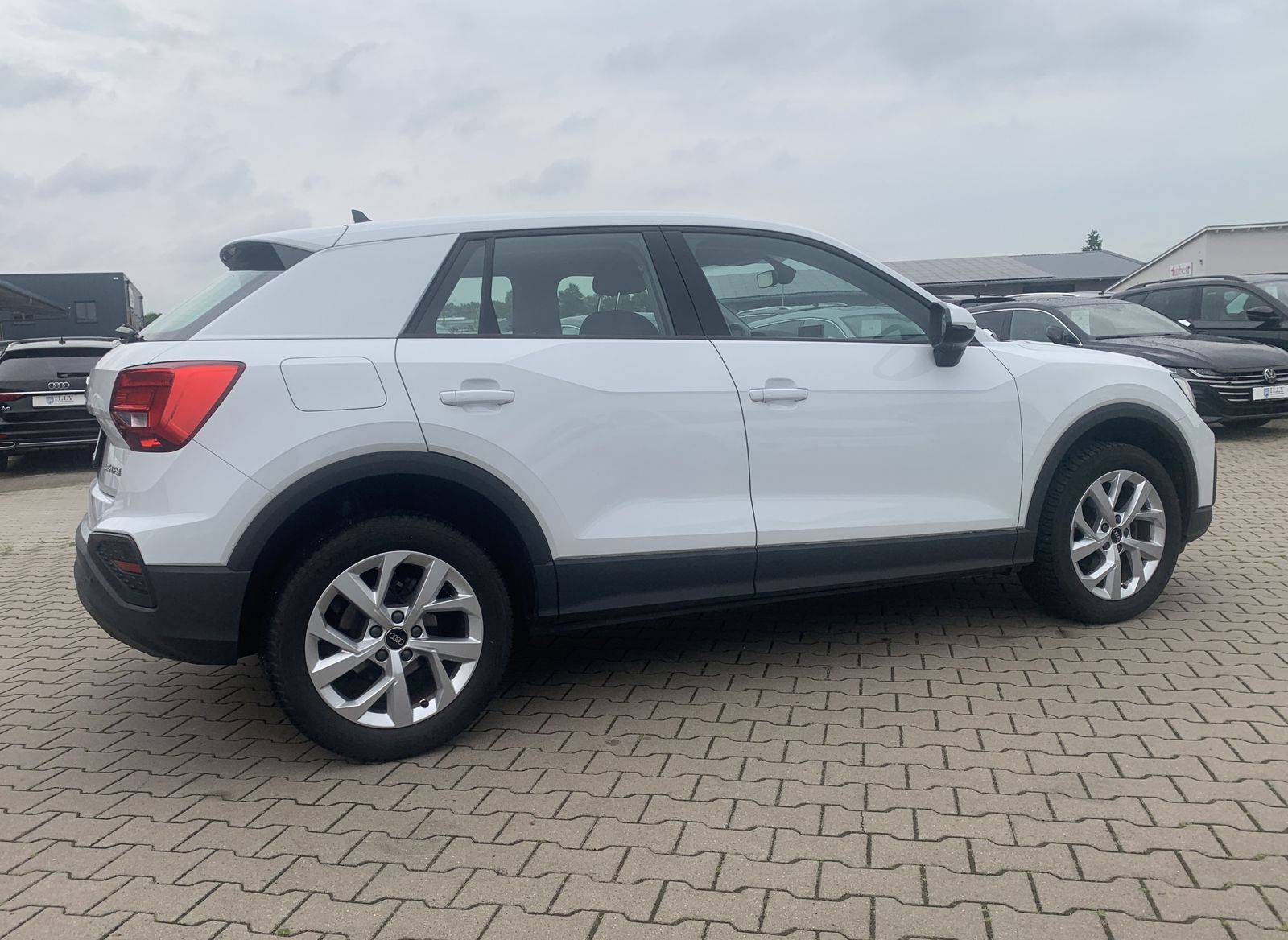 Fahrzeugabbildung Audi Q2 1.5 TFSI*Cam*Navi*LED*Klima*Assistenzpaket*