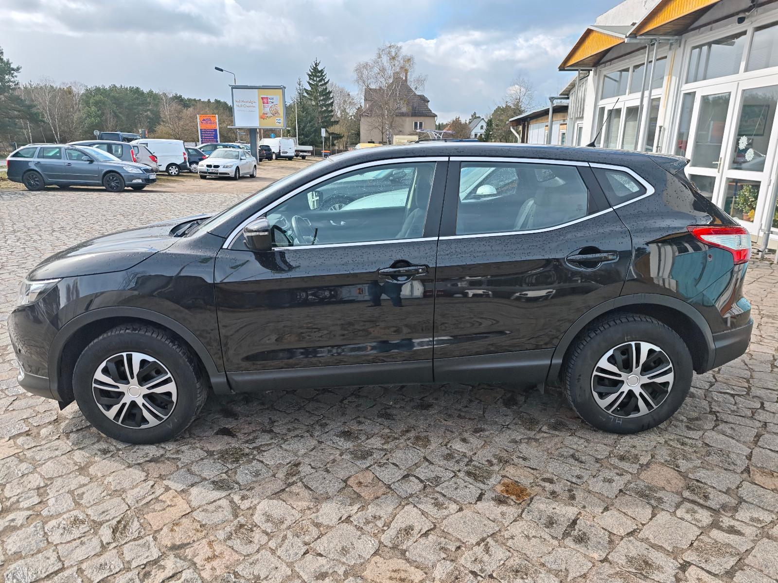 Nissan Qashqai Acenta AHK/PDC/SHZ/Tempomat
