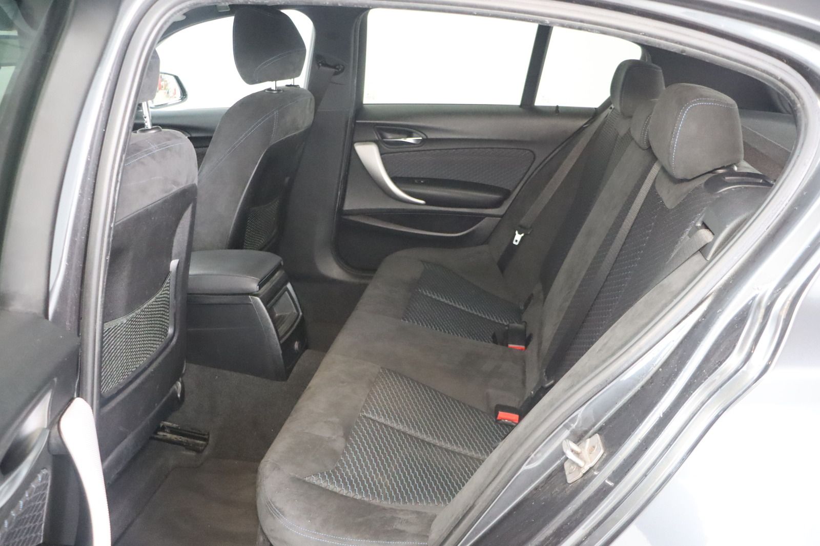 Fahrzeugabbildung BMW 118 i M Sport Paket 1. Hand