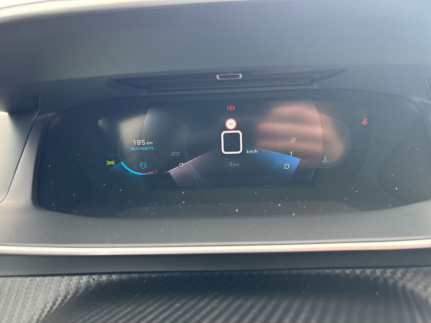 Fahrzeugabbildung Peugeot 2008 Allure Pack 1.2 PureTech 130 *Rückfahrkamer