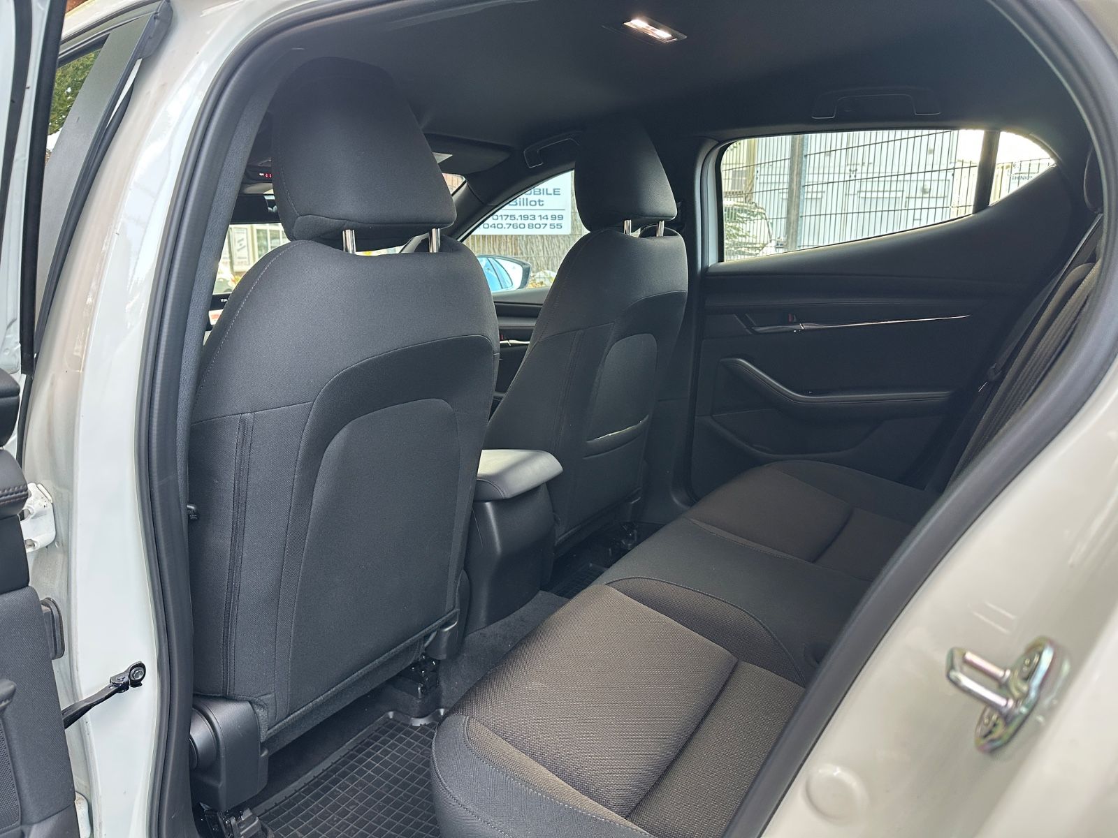 Fahrzeugabbildung Mazda 3 Homura*LED*APPLECAR*ACC*ALLTWETTER