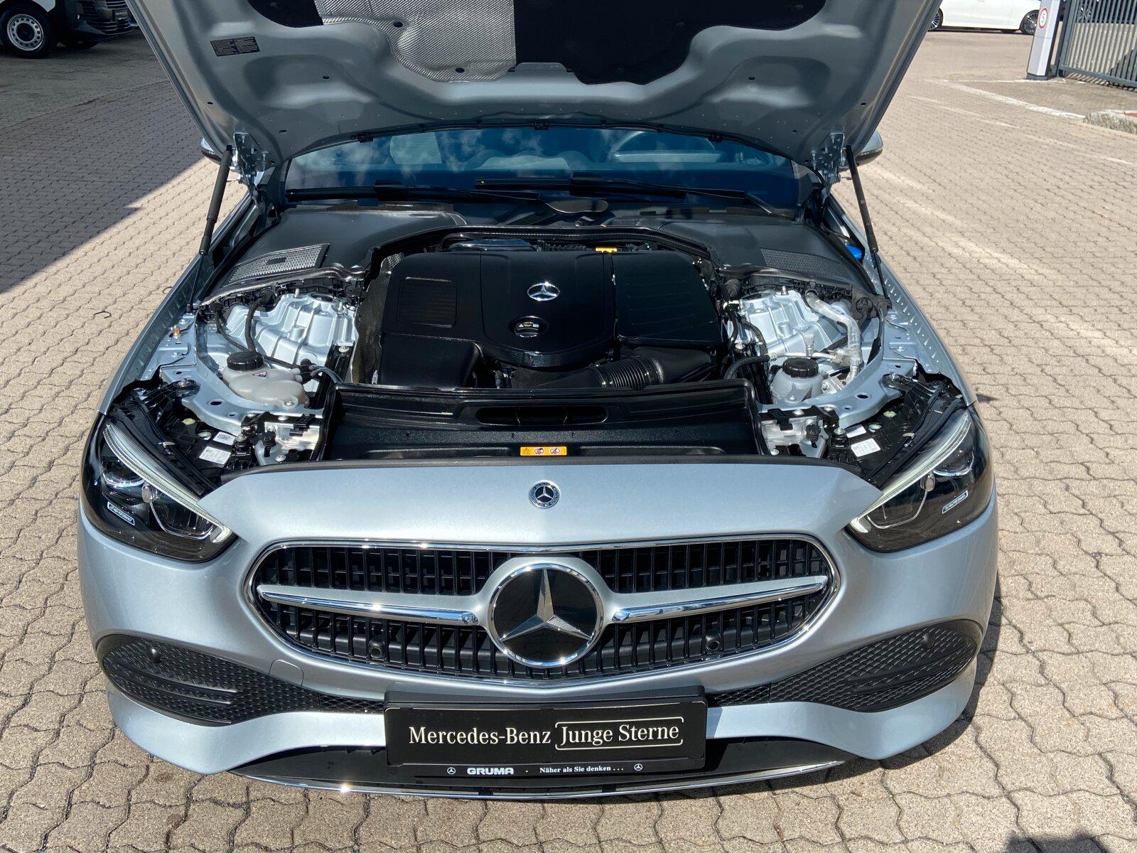 Mercedes-Benz C 180 T Avantgarde+AHK+Standhzg+RüKa+CarPlay+LED