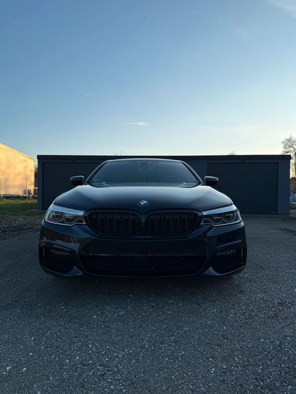 Image of BMW 540