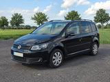Volkswagen Touran 1.2 TSI Comfortline 7 Sitze Navi AHK PDC