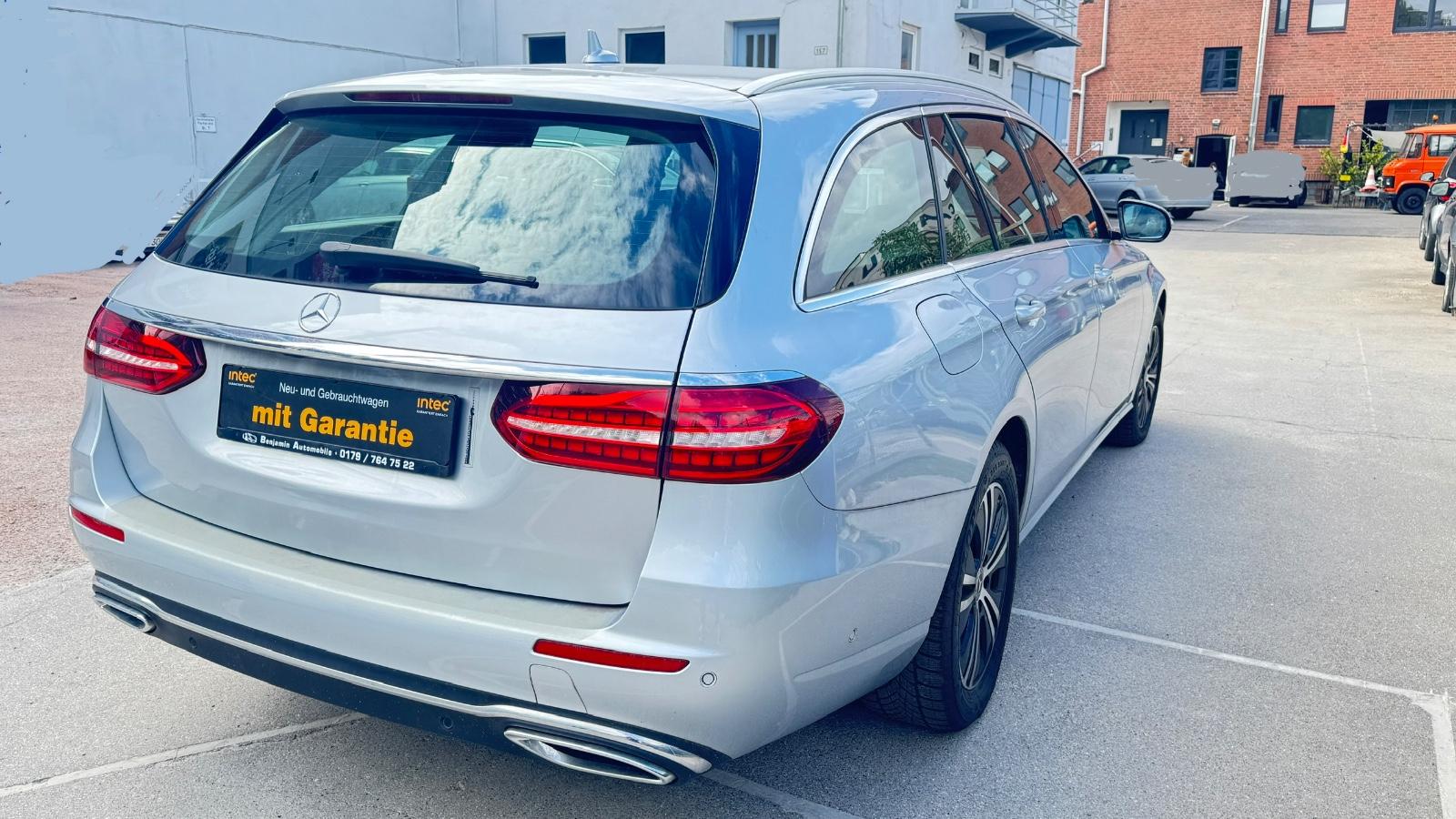 Mercedes-Benz E 220d T-Modell*NAVI*R.cam*LED*Avantgarde*Touch*