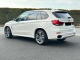 BMW X5 xDrive 30d M-Sport HUD-DVD-Soft-7.Sitzer-VOLL - BMW X5 in Düsseldorf