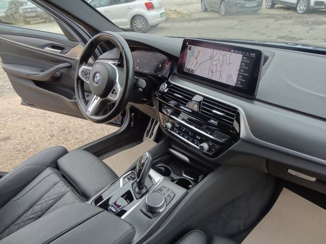 Fahrzeugabbildung BMW 520d xDrive M Sport/1.Hd/AHK/Virtual/Kamera/