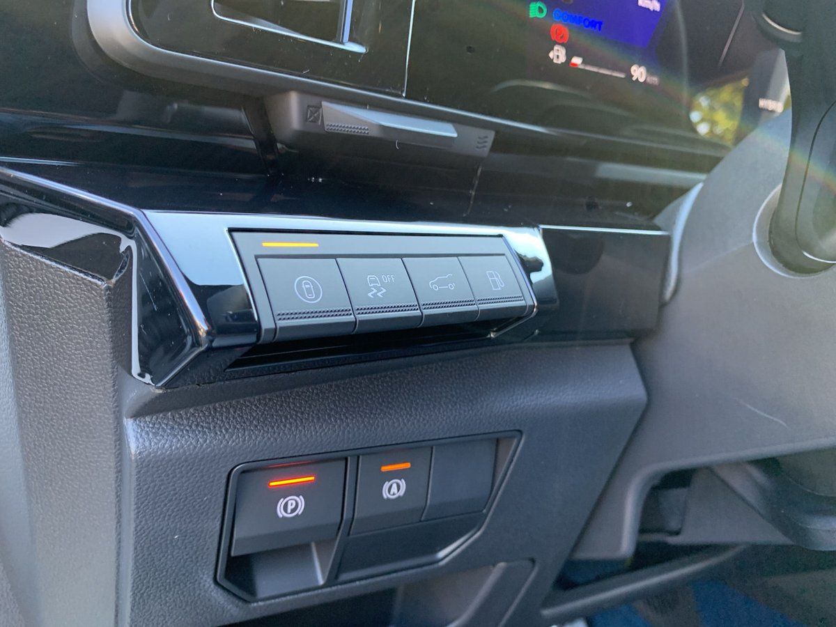 Renault Rafale - Bild 40