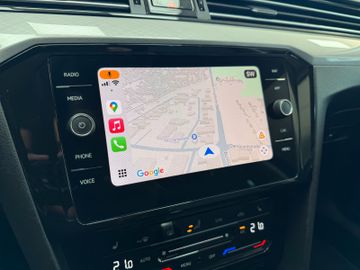 Volkswagen Passat BusinessR.Kamera1.HdCarPlaySHZ V+H