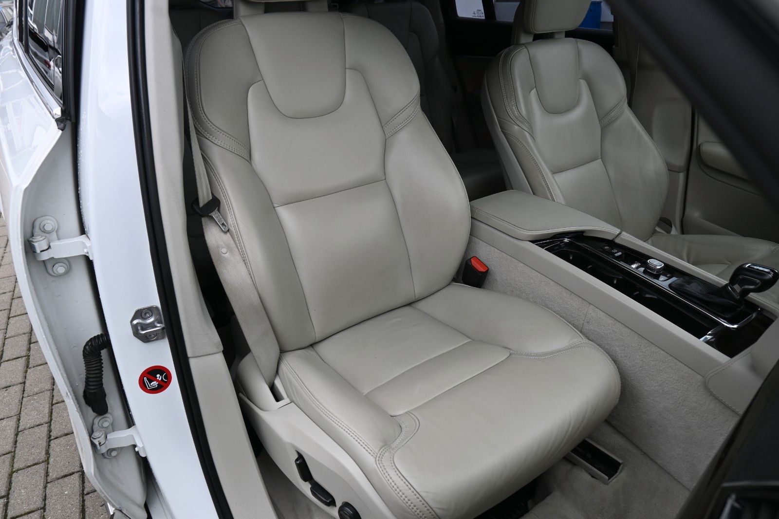Fahrzeugabbildung Volvo Mietkauf *XC90 Incription*AWD*KAM*Navi