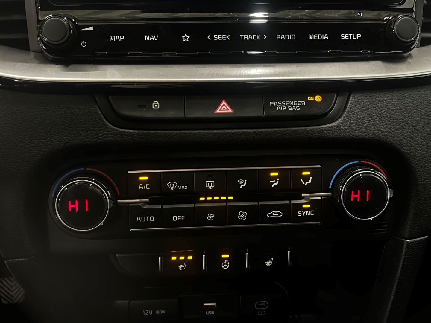 Fahrzeugabbildung Kia Ceed_sw Vision 1.4 Lane Assist Navi Kamera LIM