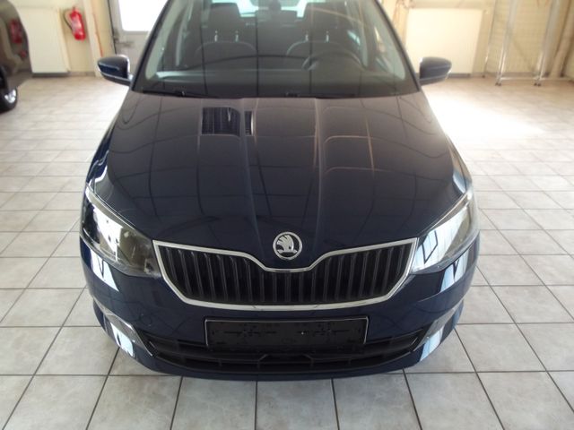 Skoda Fabia 1.0l TSI CLIMATRONIC/SITZHEIZUNG/PDC/ACC