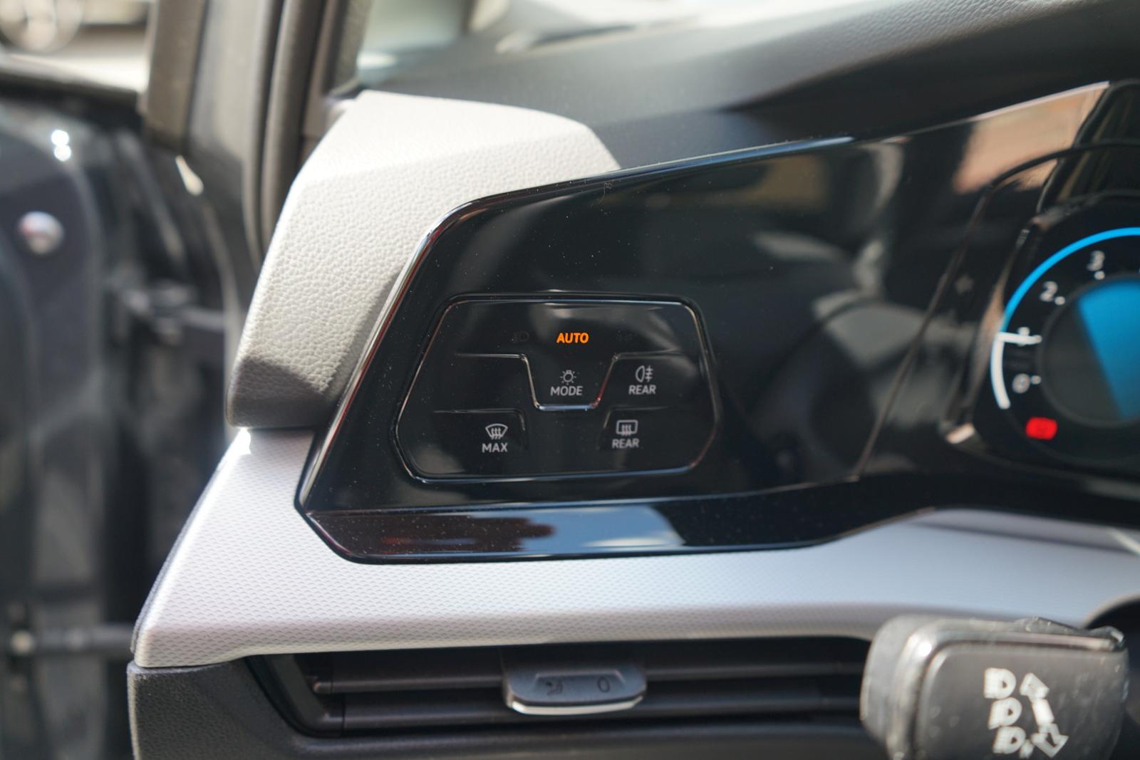 Volkswagen Golf VIII Variant 1.0 TSI LED Sitzheizung AHK, миниатюра 27