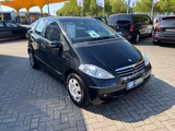 Mercedes-Benz A 170 A A 170 5-türig*Automatik* - schwarze Mercedes-Benz A 170