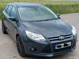Ford Focus 1,6 ltr. Motor Kombi TÜV wenig KM - Ford Focus: Motor