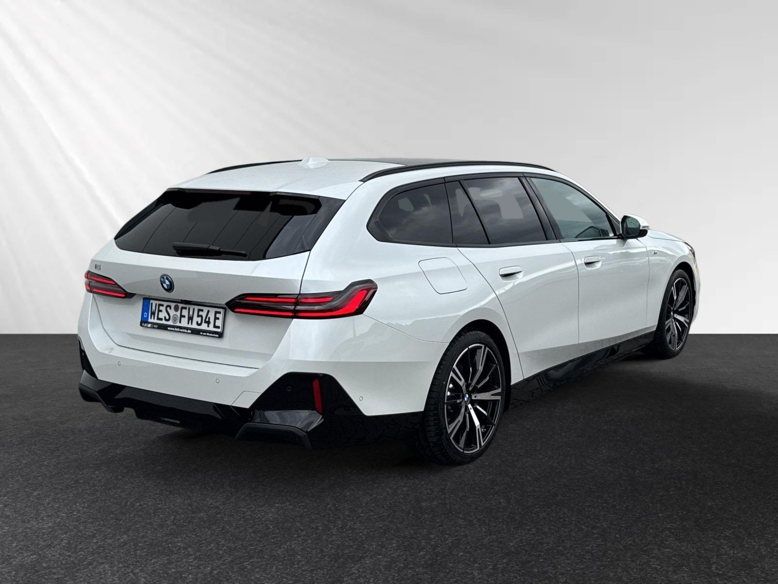 BMW i5 eDrive40 Touring M Sport Pro Pano Harman Kard foto 3