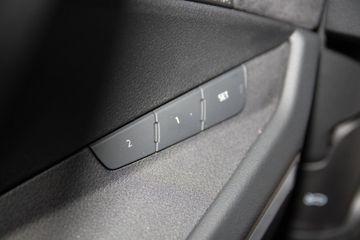 Audi e-tron 55 quattro S-Line Black,Leder,B&O,MATRIX