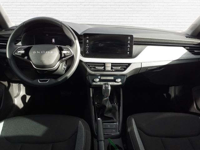 Fahrzeugabbildung SKODA Scala 1,0 TSI Tour Black DSG Tiptronic KLIMA LED