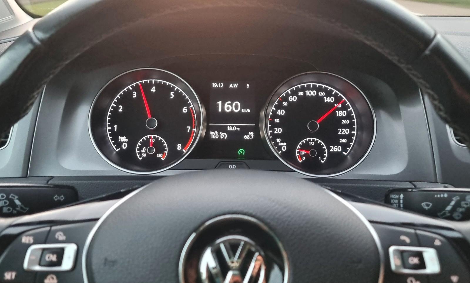 Volkswagen Golf 2015 — photo 14