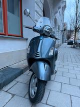 Vespa 125 GTS Touring - VESPA GTS 125