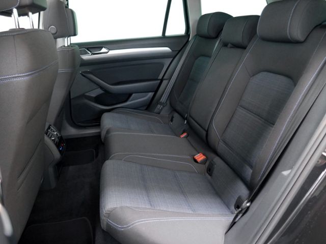 Fahrzeugabbildung Volkswagen Passat Variant GTE 1.4 TSI DSG | LED AHK RFK ACC