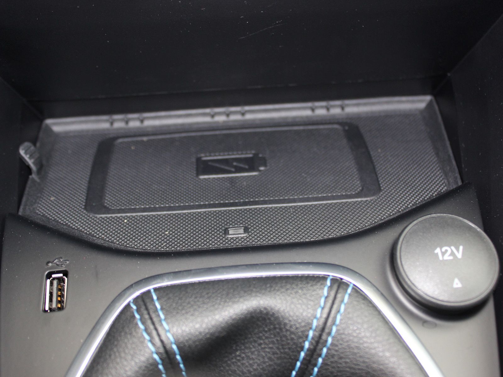 Fahrzeugabbildung Ford Fiesta Active 1,0 EcoBoost Hybrid