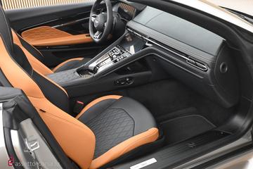 2024 Aston Martin DB12 缩略图 33