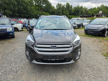Ford Kuga - 1