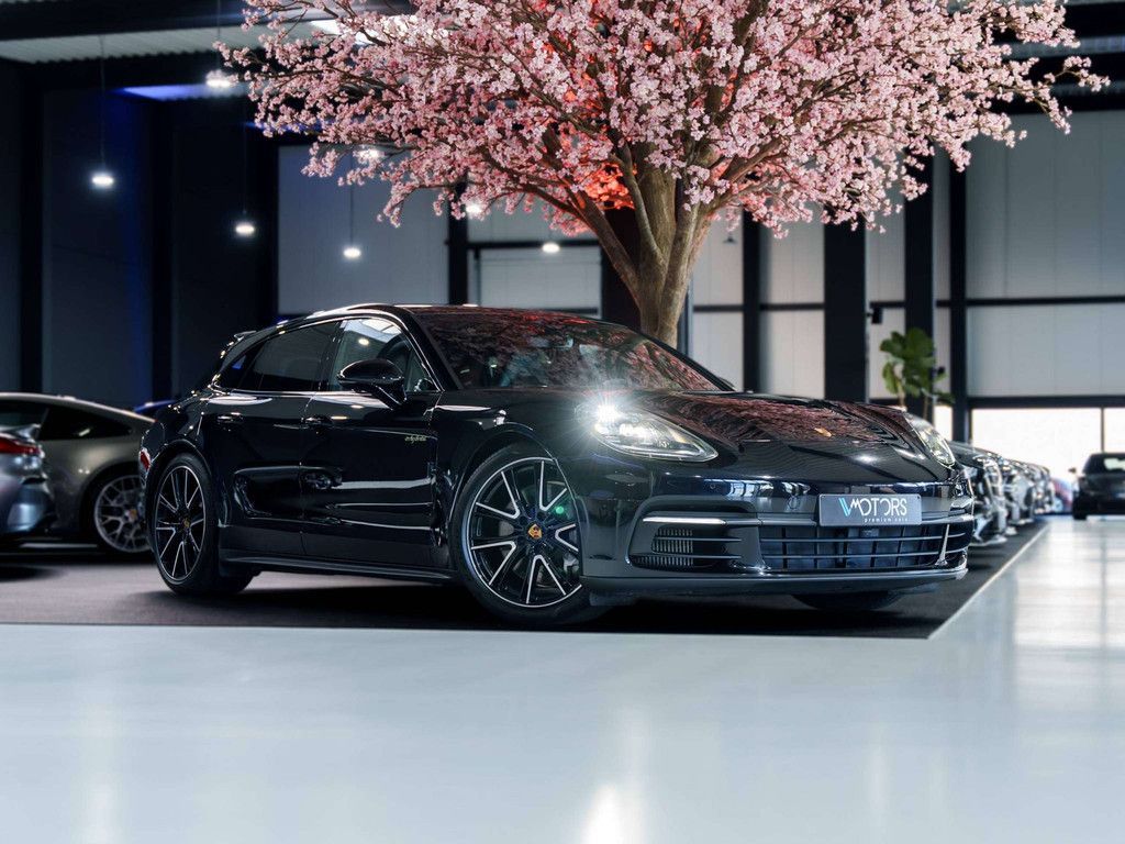 Porsche Panamera 4 e-Hybrid Sport Turismo - Sport Chrono