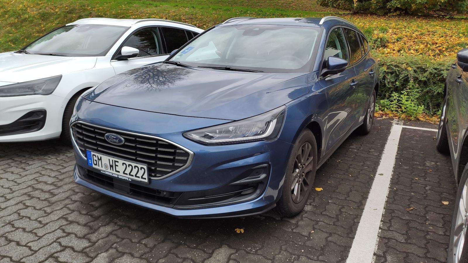 Ford Focus TITANIUM 1.0L EB 125PS M6