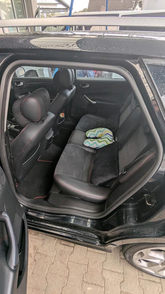 Ford Mondeo 2009 — photo 10