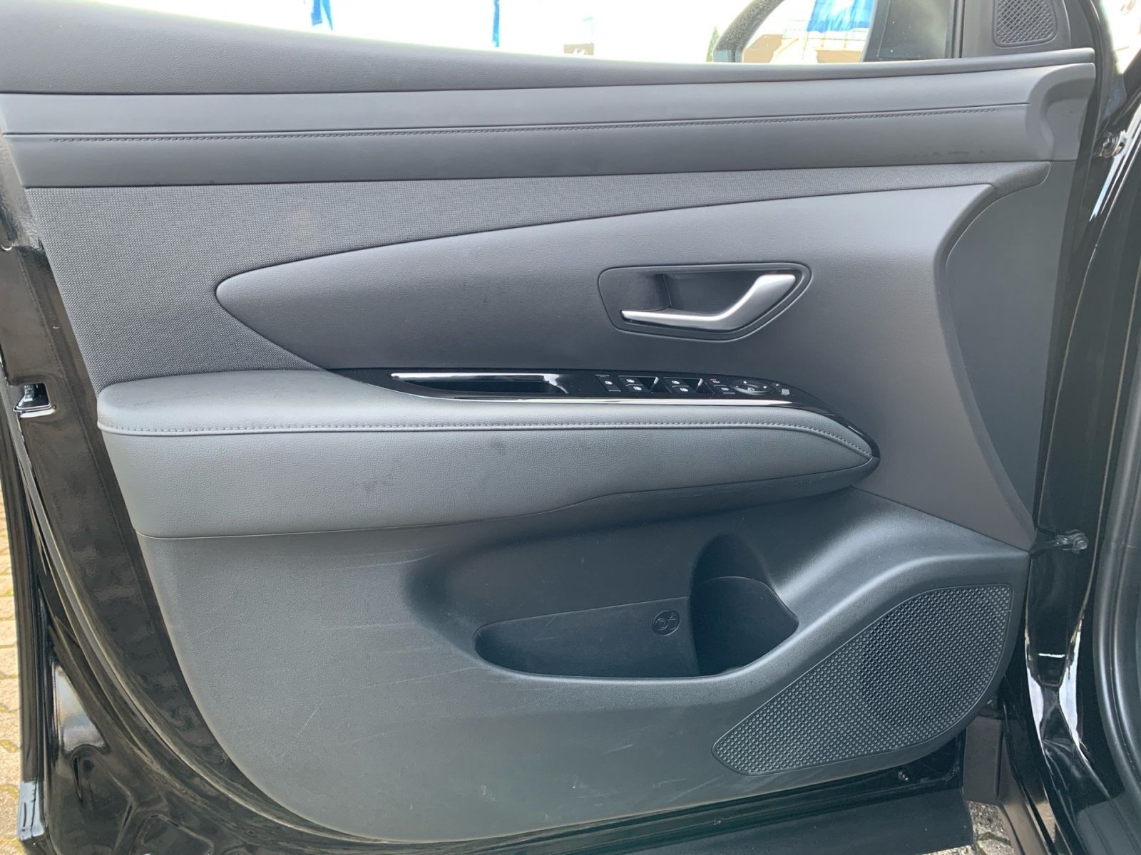 Fahrzeugabbildung Hyundai TUCSON 1.6 T-GDI 7-DCT Select Mild-Hybrid NAvi L