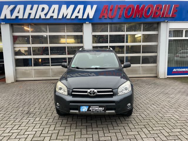 Toyota RAV4 Team**4X4**KLIMA*STZH*TEMP*AHK**