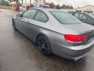 BMW 320 - 3
