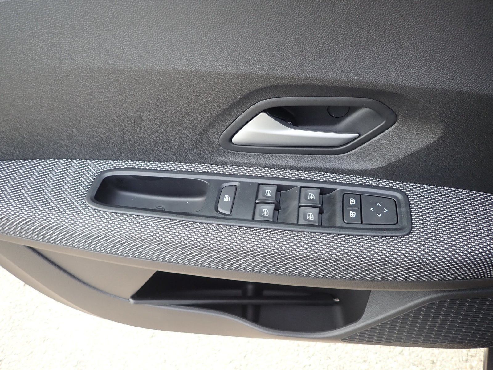 Fahrzeugabbildung Dacia Sandero Stepway Expression TCe 90 CVT