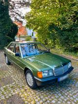 Mercedes-Benz Mercedes Benz 190E - Klassiker im Top-Zustand - Mercedes-Benz 190 aus 1985: 190e
