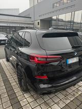 BMW X5 M50i G05 (12/20) 8-fach bereift, Servicepaket - BMW in Frankfurt (Main): 2.8