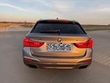 BMW M550d xDrive Touring /HK/ HUD/ Komf.Sitz/360° - BMW M550 von privat