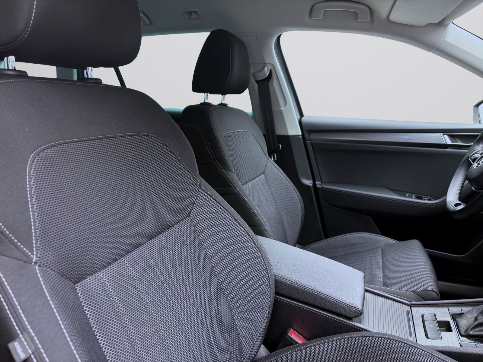 Skoda Superb - Bild 17