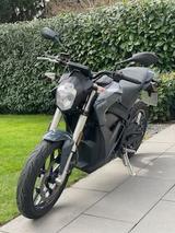 Zero S ZF14.4 | 2.715 km | HU neu 06/2028 | A1/B196 - ELEKTRO NAKED BIKE