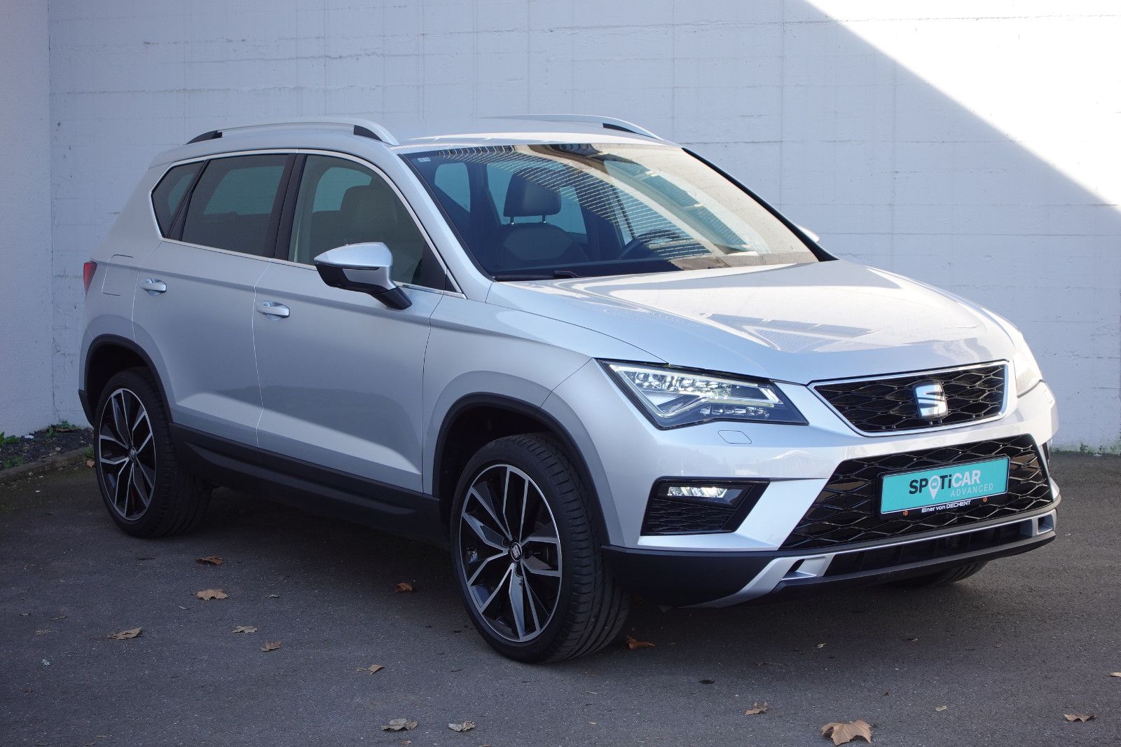 Fahrzeugabbildung SEAT Ateca 1.4TSI Xcellence AHK,Navi,SHZ,Kamera,LED