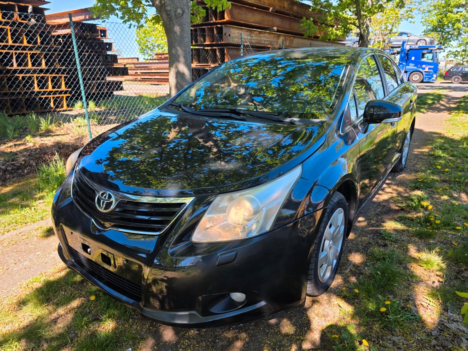 Toyota Avensis Basis