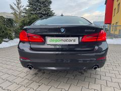 BMW 520d Autom. *DISPLAY KEY*HEAD UP*SURROUND VIEW*