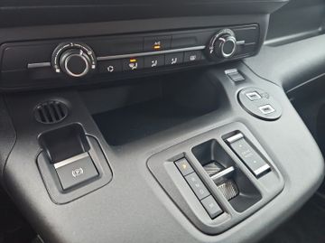 Fotografie 13 des Opel Combo Life Edition "N1" 1.5D AT Parkpilot Klima